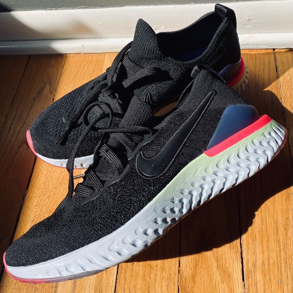 Women’s Nike React Flyknit 2 US size 8 worn once